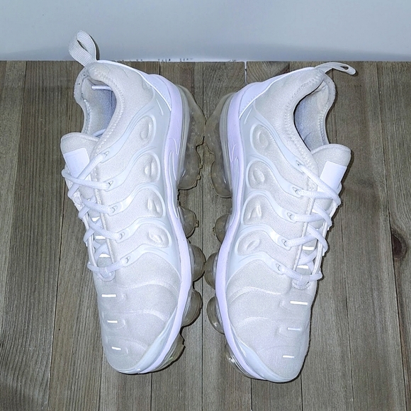 NIKE AIR VAPORMAX PLUS "WHITE PLATINUM" Men's Size 8.5 - Picture 6 of 10